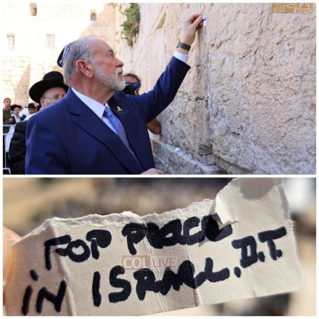 Huckabee Places a Note From President Trump in Kotel