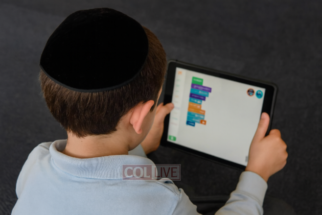 Should Parents Pay Kids to Unplug?